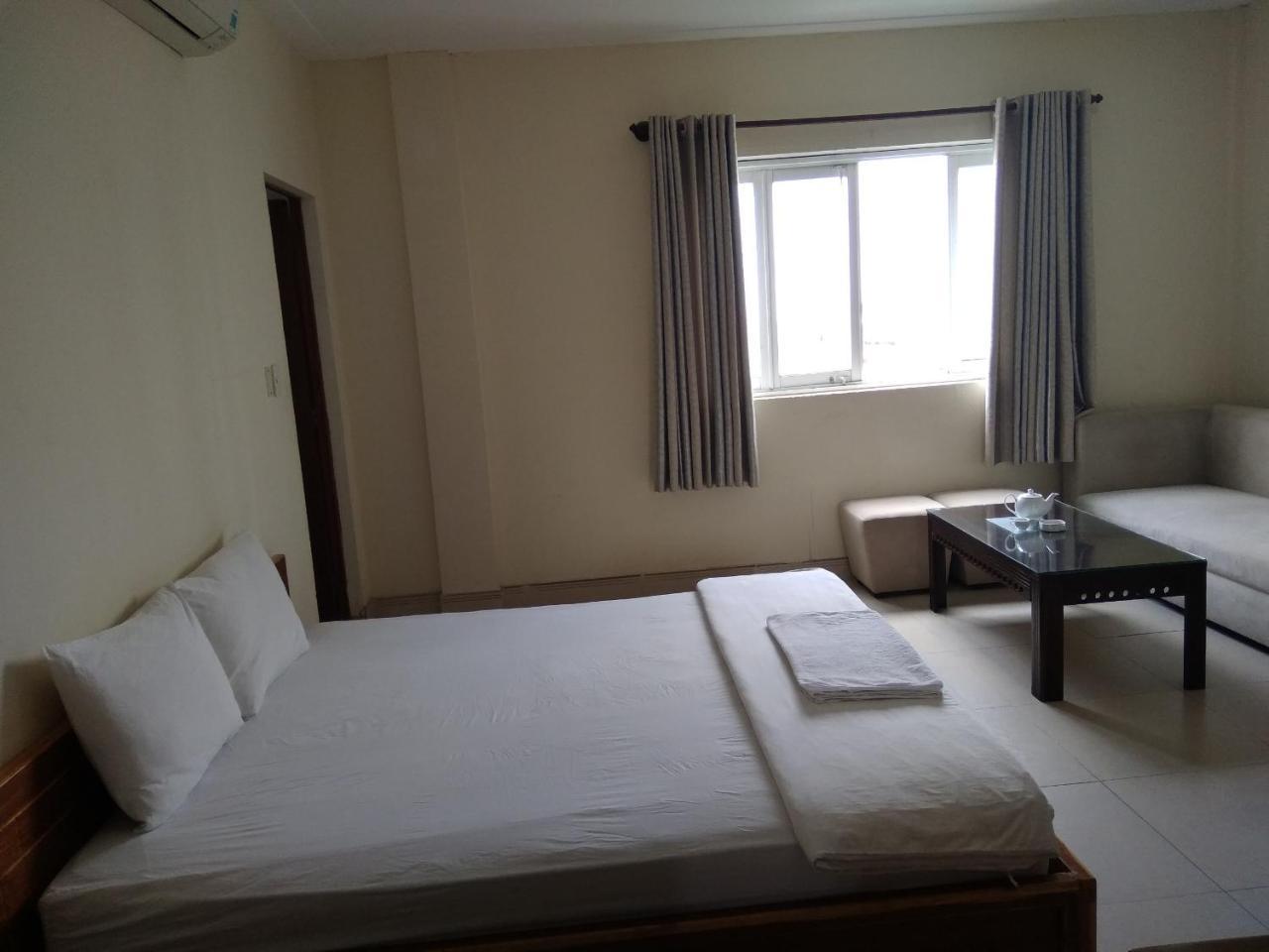 The Six Hotel-Hoang Long Son 3 Hô Chi Minh-Ville Extérieur photo