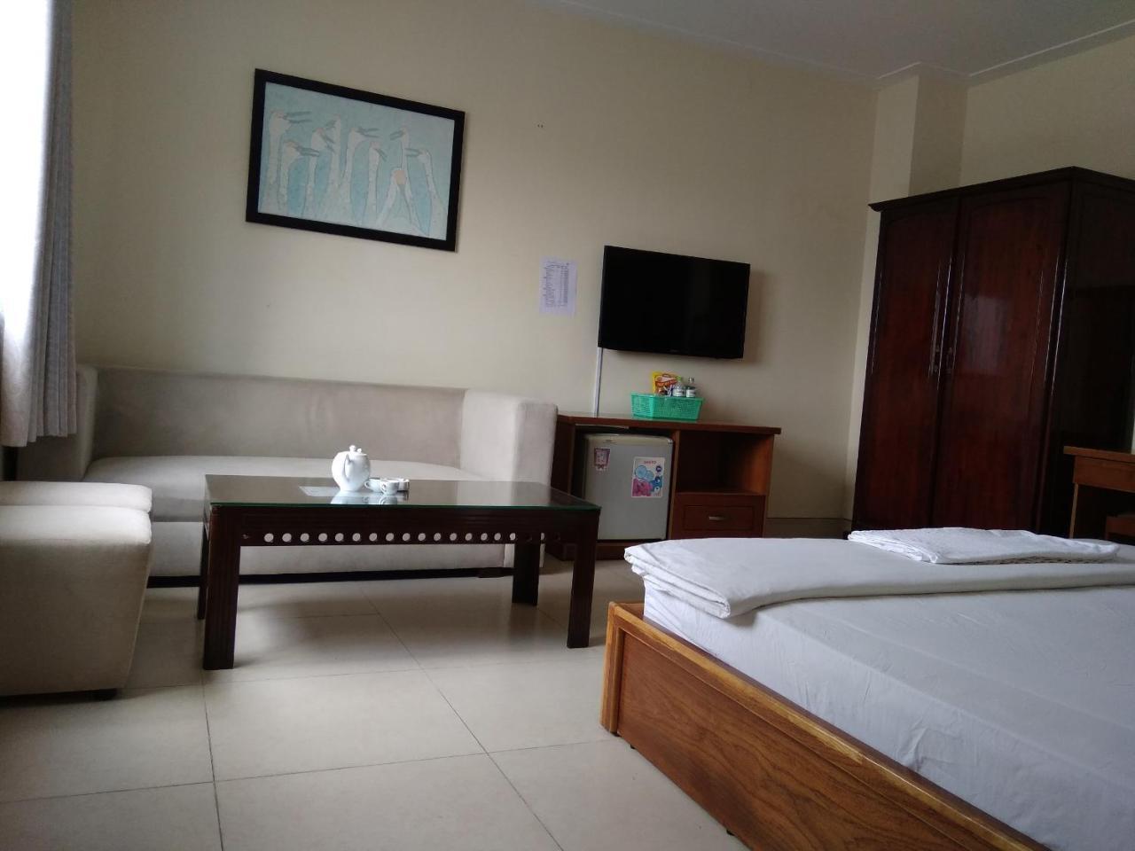 The Six Hotel-Hoang Long Son 3 Hô Chi Minh-Ville Extérieur photo
